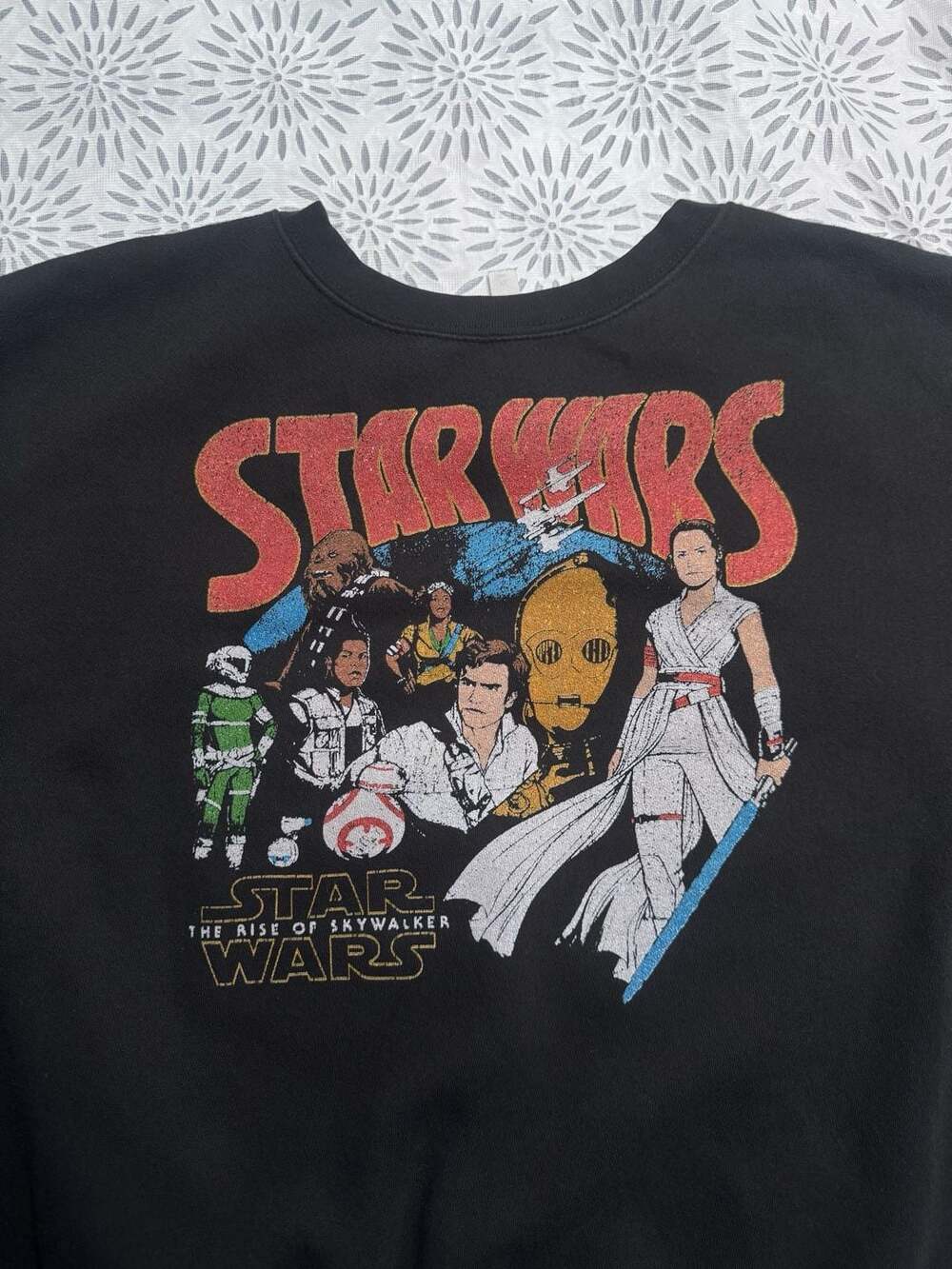 Star Wars The Rise of Skywalker Retro Character Collage Black Crewneck XL
